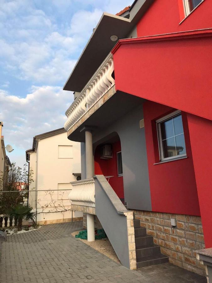 Santoni Apartment Vir Bagian luar foto