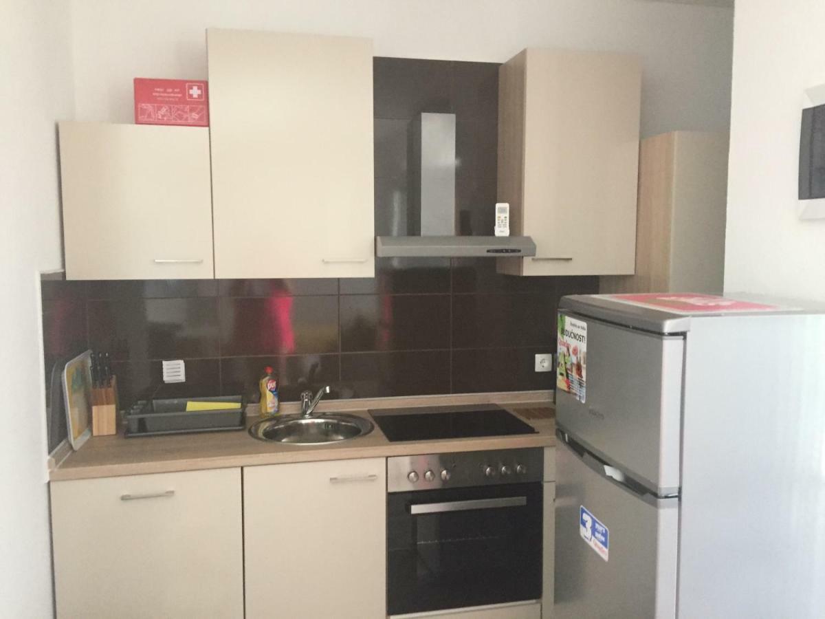 Santoni Apartment Vir Bagian luar foto